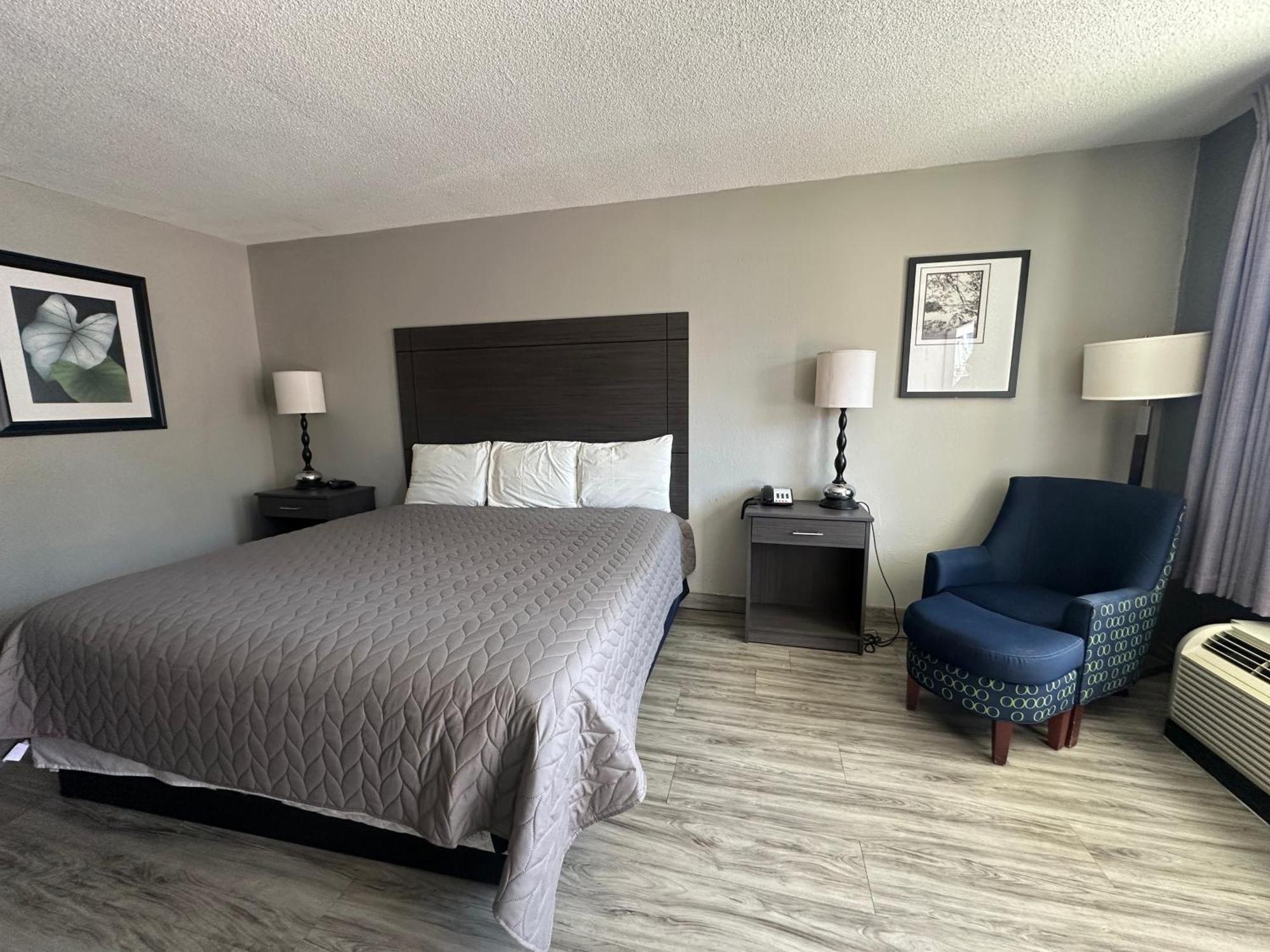 Executive Inn Locust Grove By Capital O Esterno foto