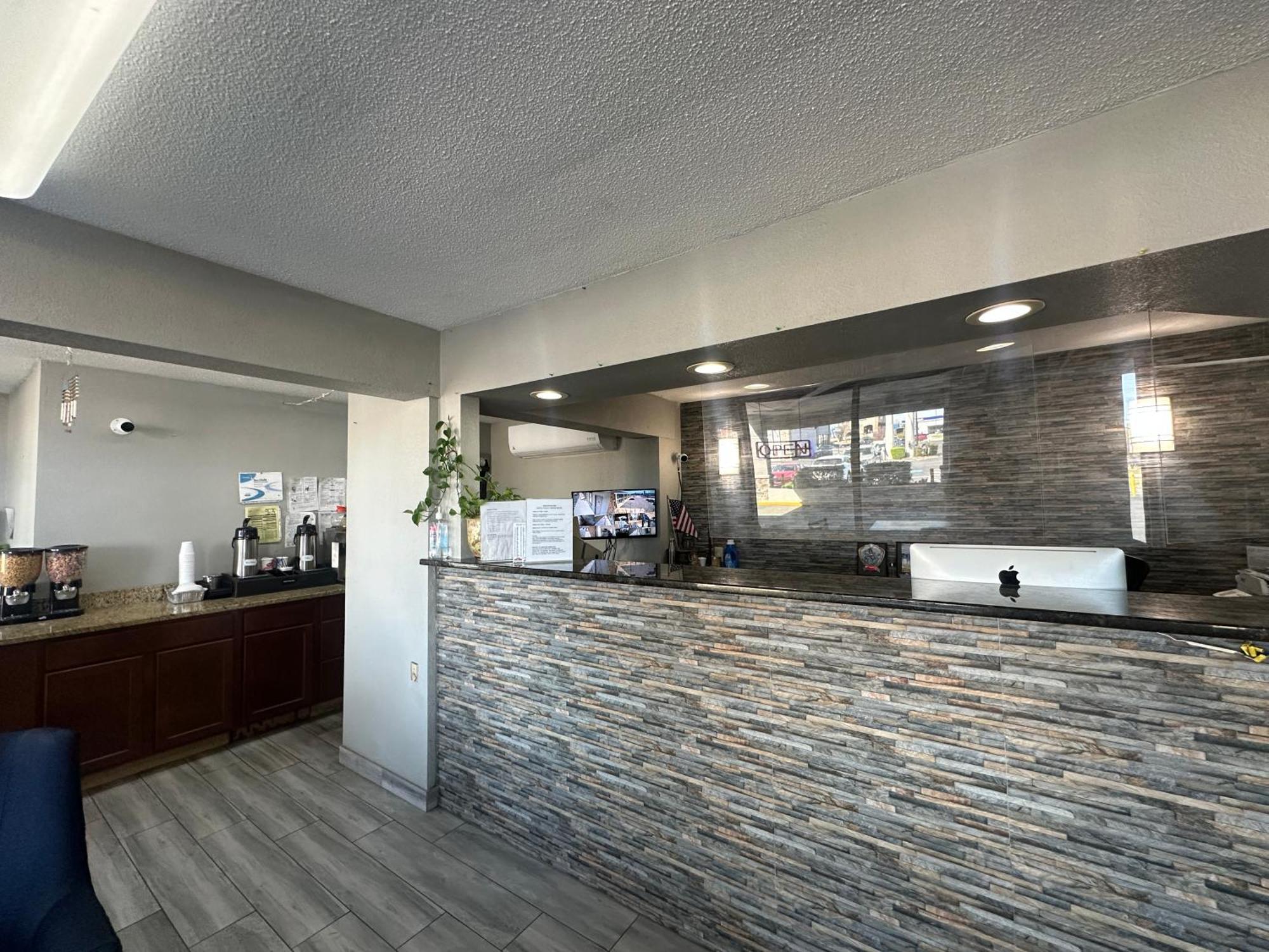 Executive Inn Locust Grove By Capital O Esterno foto
