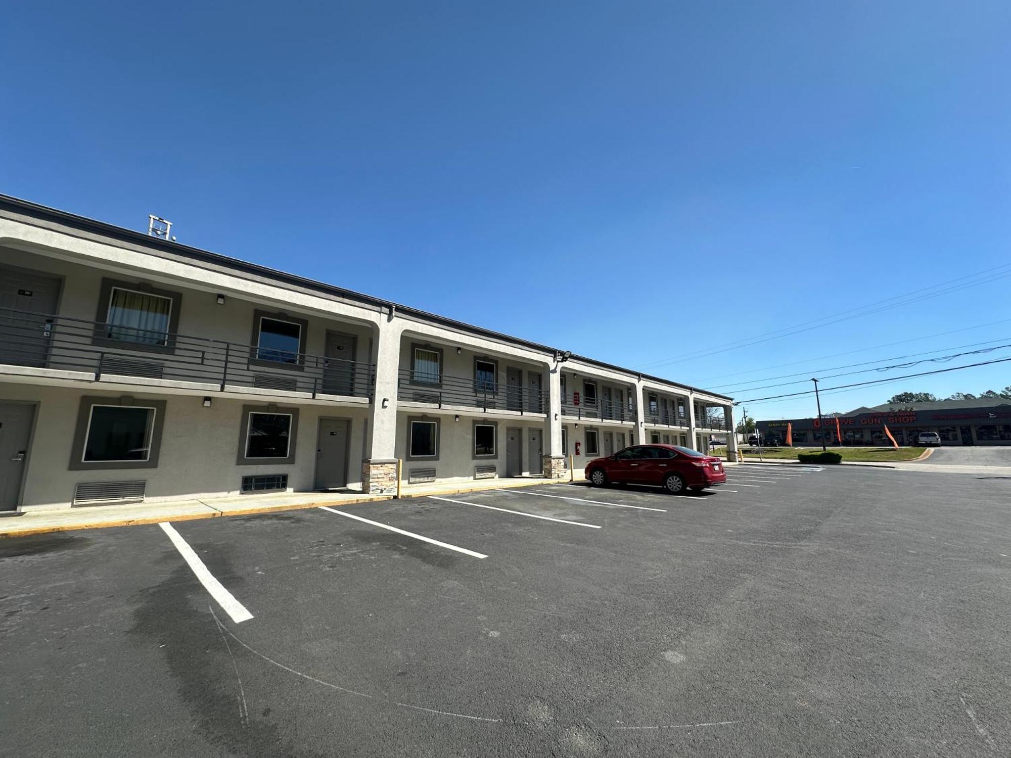 Executive Inn Locust Grove By Capital O Esterno foto